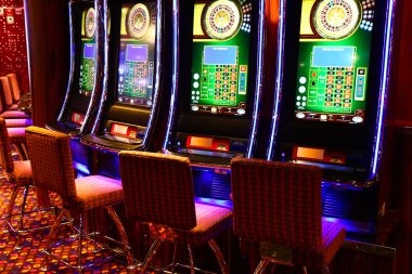 qqpulsa link payment gateway showing QRIS, DANA, OVO, GoPay, ShopeePay deposit options for NetEnt gaming